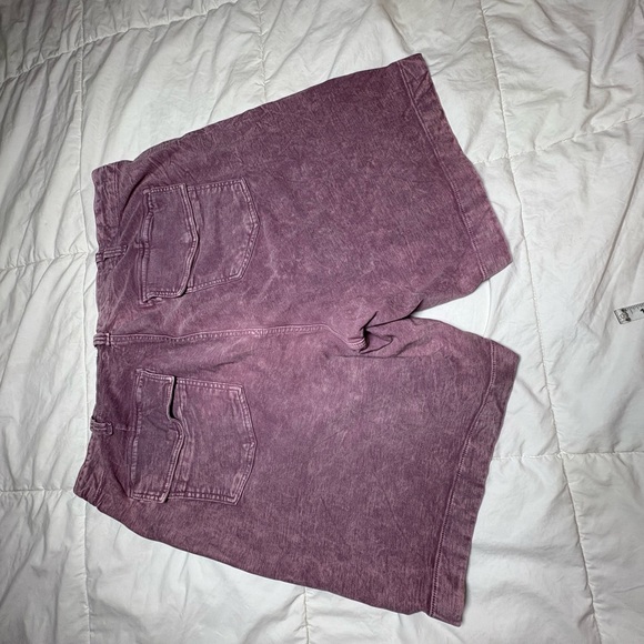 Kut from the Kloth Women’s 24W Mauve Flat Front Denim Shorts - Picture 11 of 16